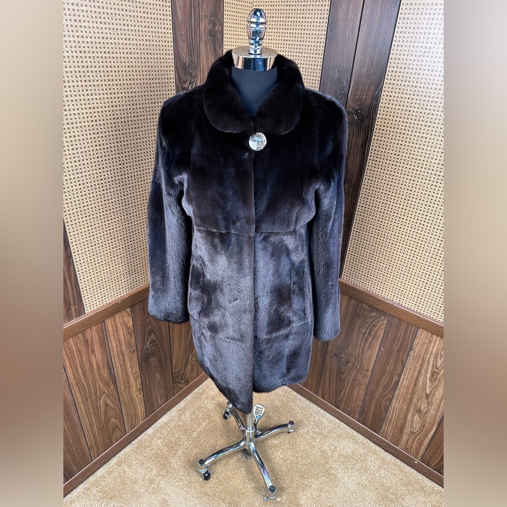 AMAZING LIKE NEW BLACKGLAMA DESIGNER NATURAL DARK RANCH MINK FUR COAT JACKET 42